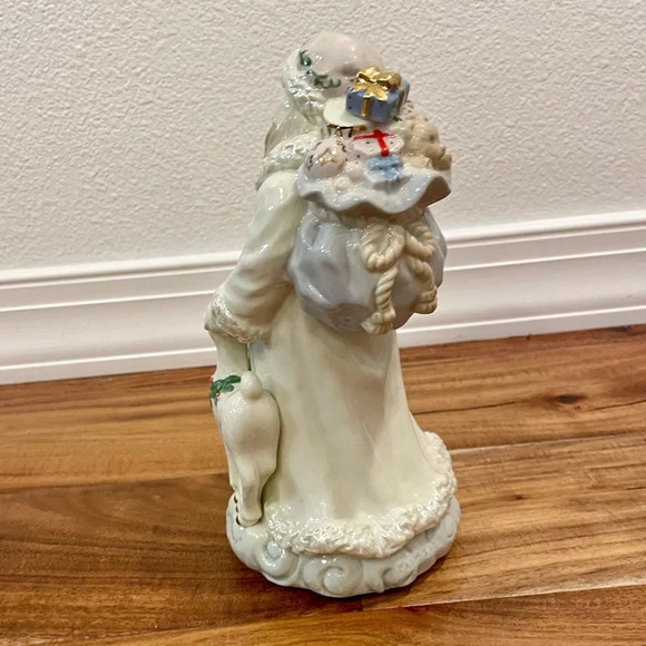 Vintage Palm Tree 2000 Santa Clause Music Figurine We Wish You A Merry Christmas - Picture 4 of 9